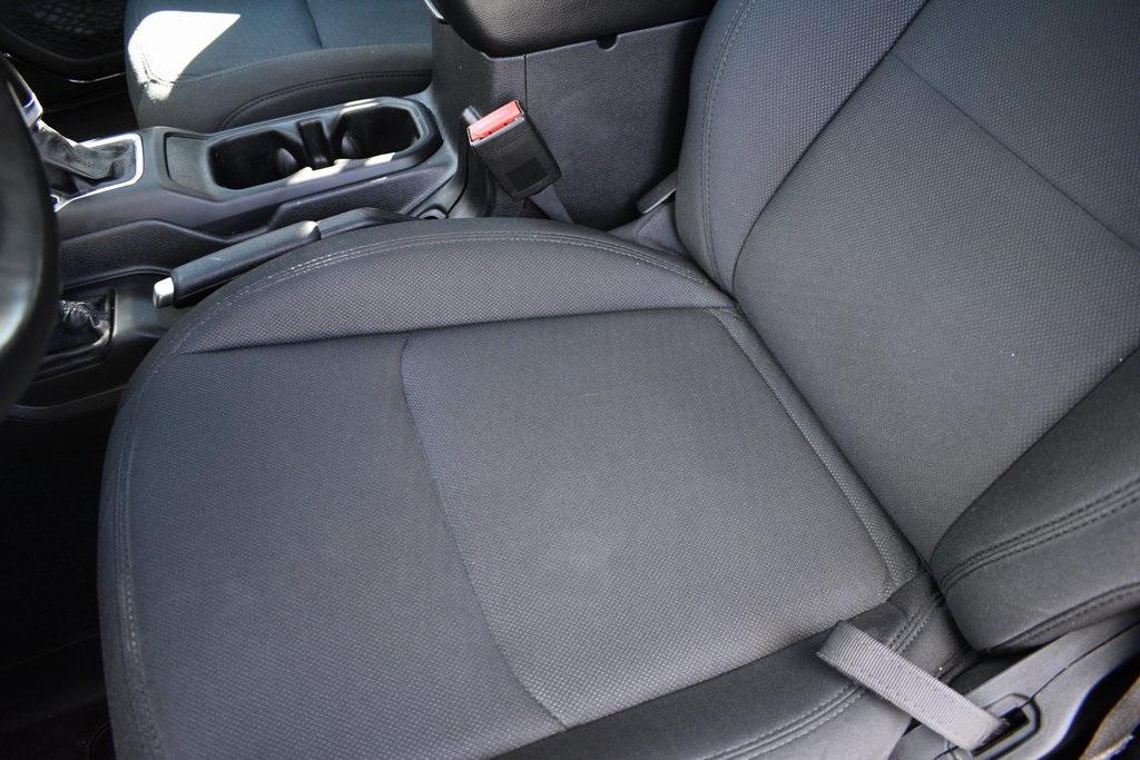 used 2022 Jeep Gladiator car, priced at $25,988