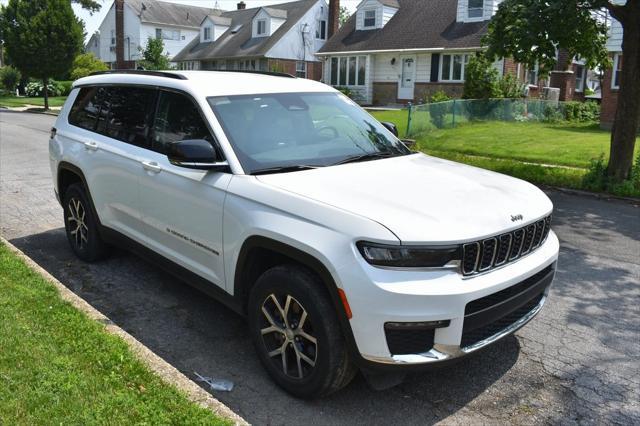 used 2023 Jeep Grand Cherokee L car, priced at $23,988