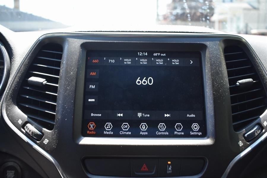 used 2022 Jeep Cherokee car, priced at $20,628