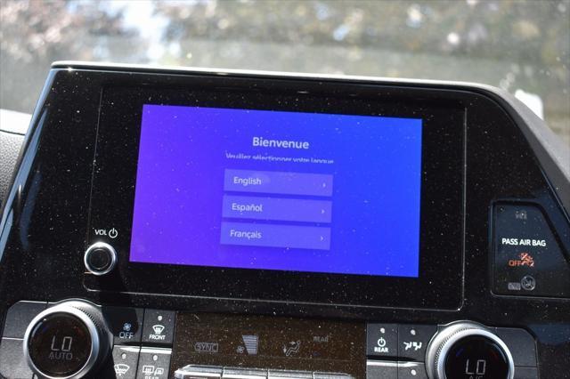 used 2023 Toyota Highlander car, priced at $27,988