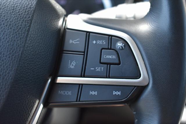used 2023 Toyota Highlander car, priced at $27,988