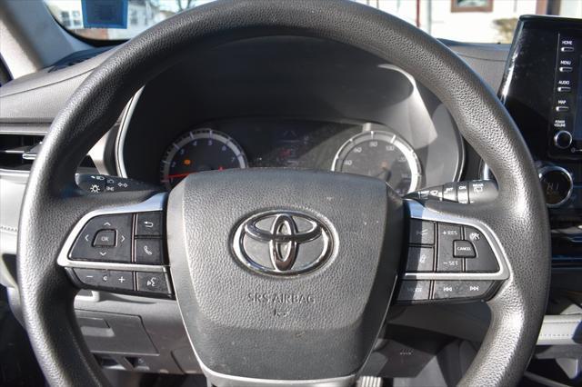 used 2022 Toyota Highlander car, priced at $24,988