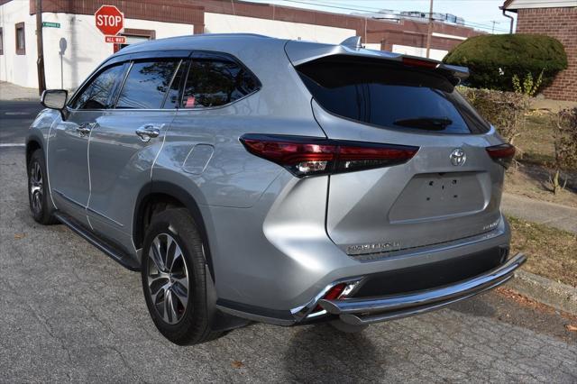 used 2021 Toyota Highlander car, priced at $27,988