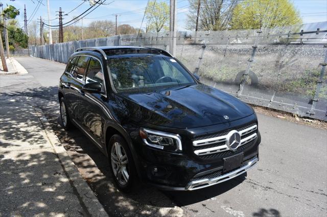 used 2020 Mercedes-Benz GLB 250 car, priced at $19,588