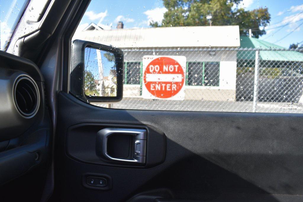 used 2020 Jeep Gladiator car, priced at $22,387