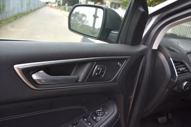 used 2022 Ford Edge car, priced at $16,988