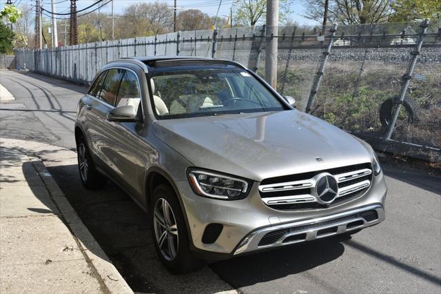 used 2022 Mercedes-Benz GLC 300 car, priced at $21,188