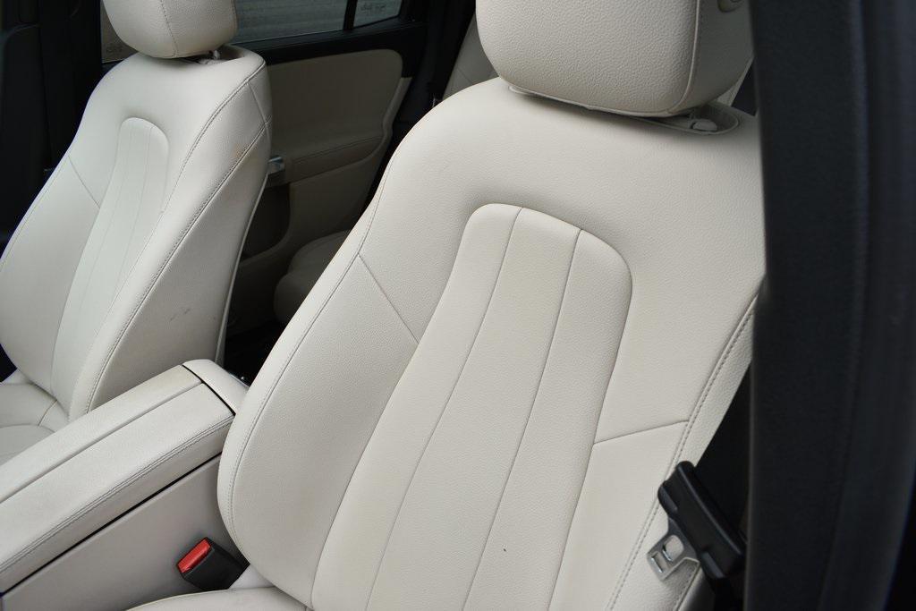 used 2021 Mercedes-Benz GLB 250 car, priced at $17,988