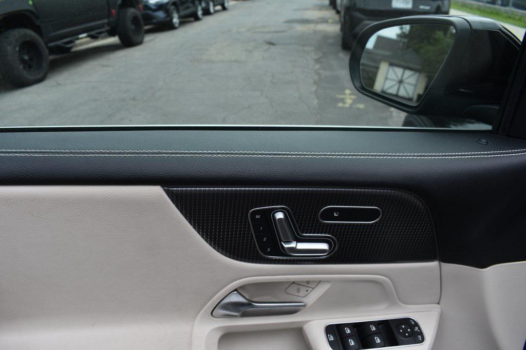 used 2021 Mercedes-Benz GLB 250 car, priced at $17,988