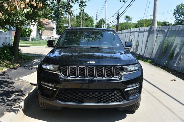 used 2024 Jeep Grand Cherokee car, priced at $25,988