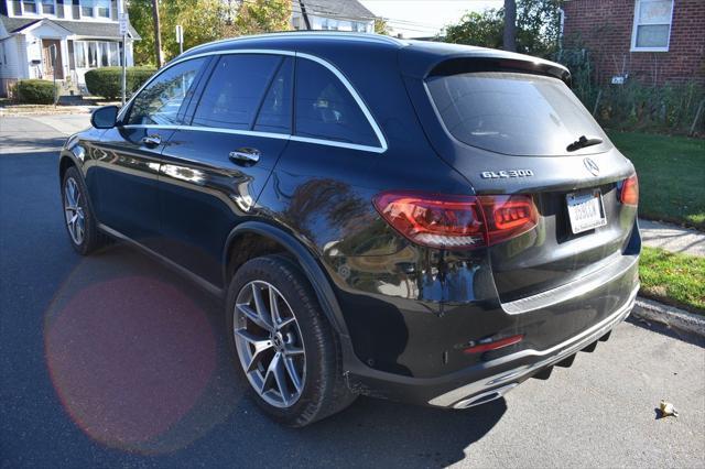 used 2022 Mercedes-Benz GLC 300 car, priced at $24,488