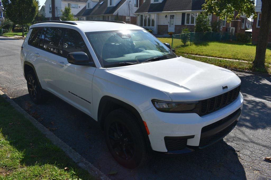 used 2024 Jeep Grand Cherokee L car, priced at $37,988
