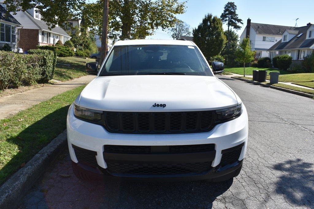 used 2024 Jeep Grand Cherokee L car, priced at $37,988