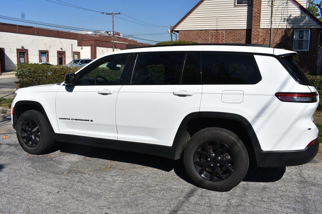 used 2024 Jeep Grand Cherokee L car, priced at $37,988