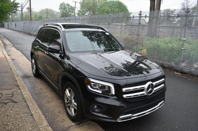 used 2021 Mercedes-Benz GLB 250 car, priced at $17,988