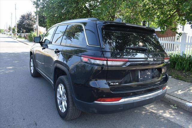 used 2024 Jeep Grand Cherokee car, priced at $29,488