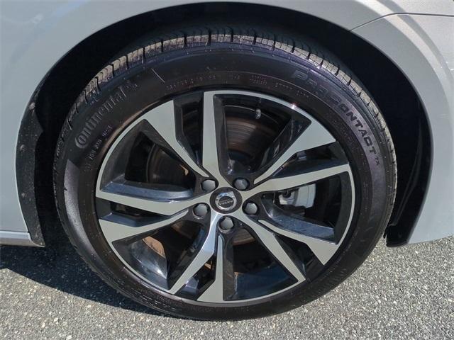 used 2024 Volvo S60 car, priced at $25,982