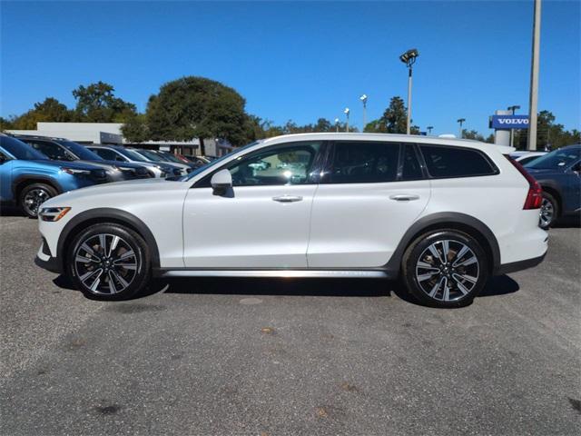 used 2023 Volvo V60 Cross Country car, priced at $40,947