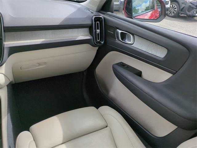 used 2023 Volvo XC40 car, priced at $29,802