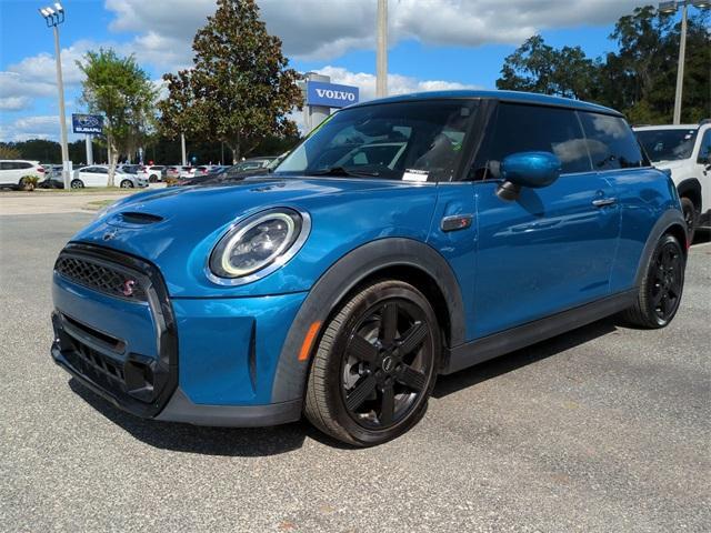 used 2023 MINI Hardtop car, priced at $25,613