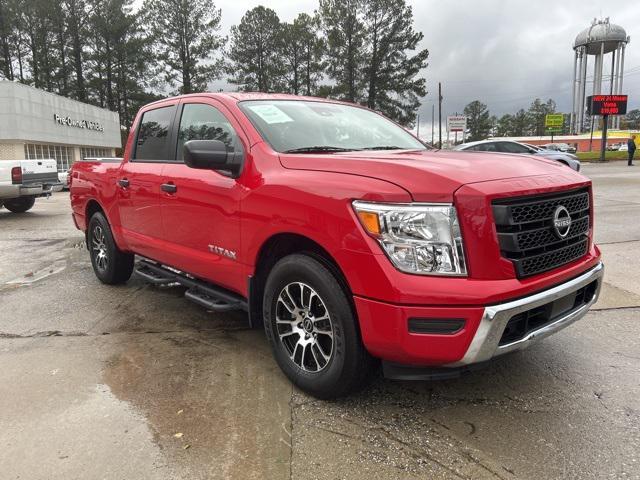 used 2024 Nissan Titan car, priced at $36,867