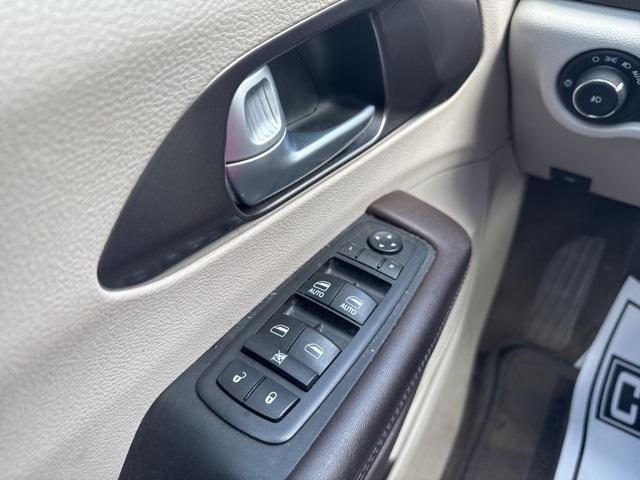 used 2018 Chrysler Pacifica car, priced at $13,280