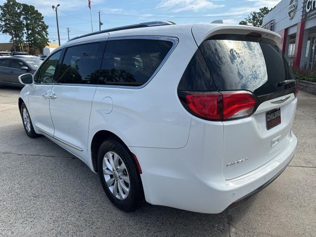 used 2018 Chrysler Pacifica car, priced at $13,280