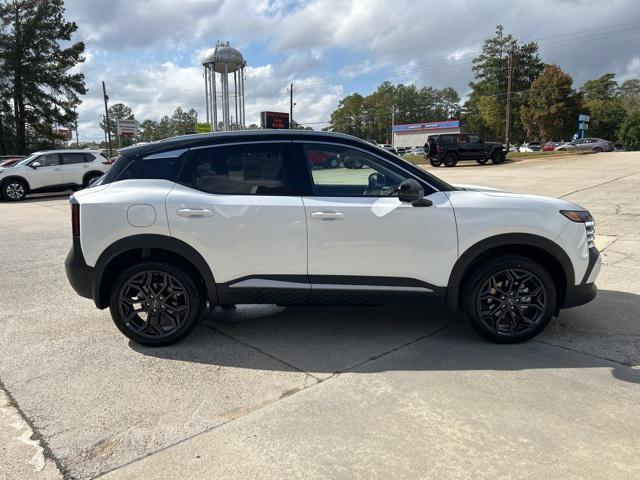 new 2025 Nissan Kicks car, priced at $29,360