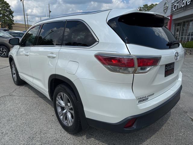 used 2014 Toyota Highlander car, priced at $12,999