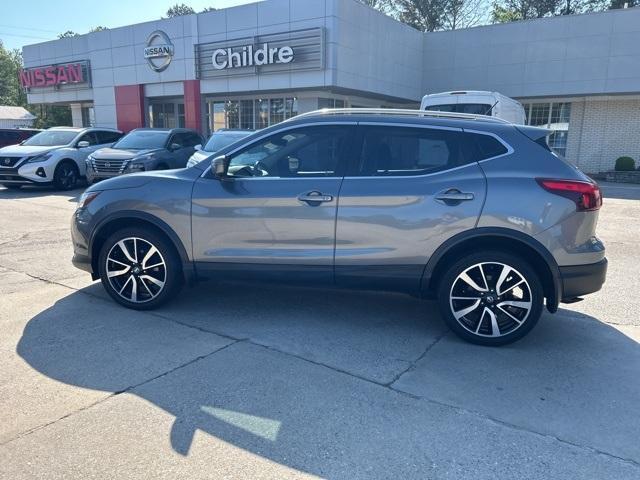 used 2017 Nissan Rogue Sport car, priced at $18,950