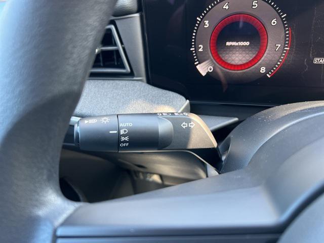 new 2025 Nissan Kicks car, priced at $25,231