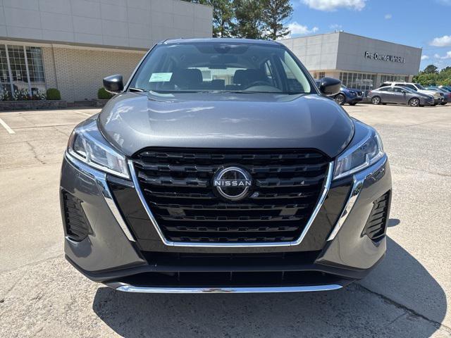 new 2025 Nissan Kicks car, priced at $22,599