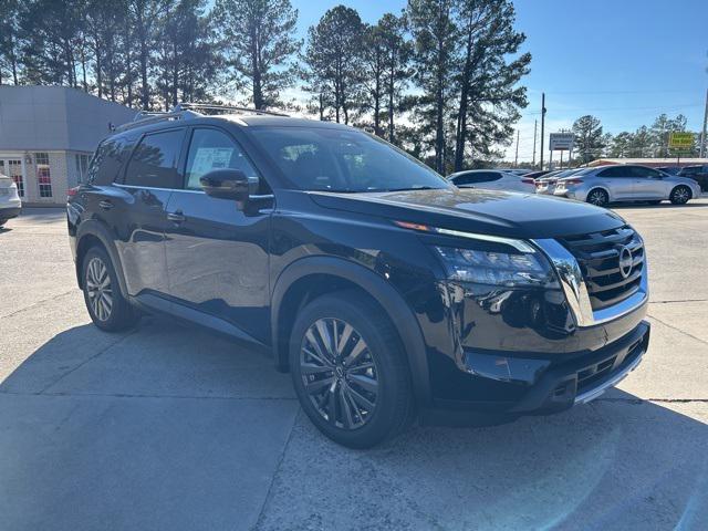 new 2025 Nissan Pathfinder car, priced at $48,600