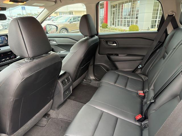 used 2025 Nissan Rogue car