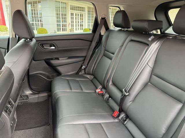 used 2025 Nissan Rogue car