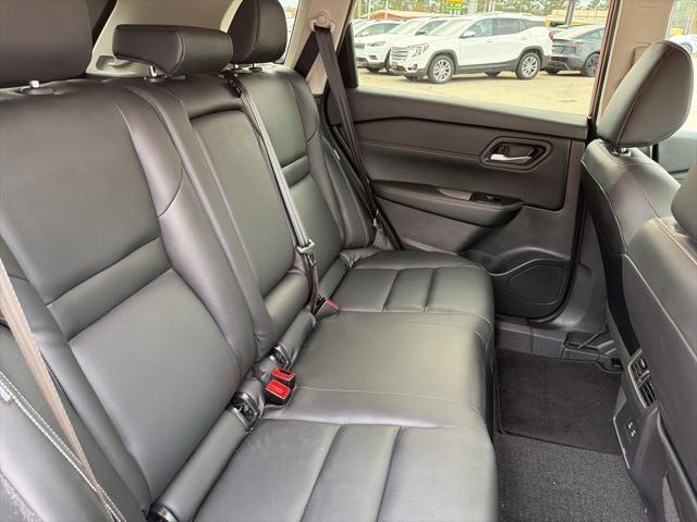 used 2025 Nissan Rogue car