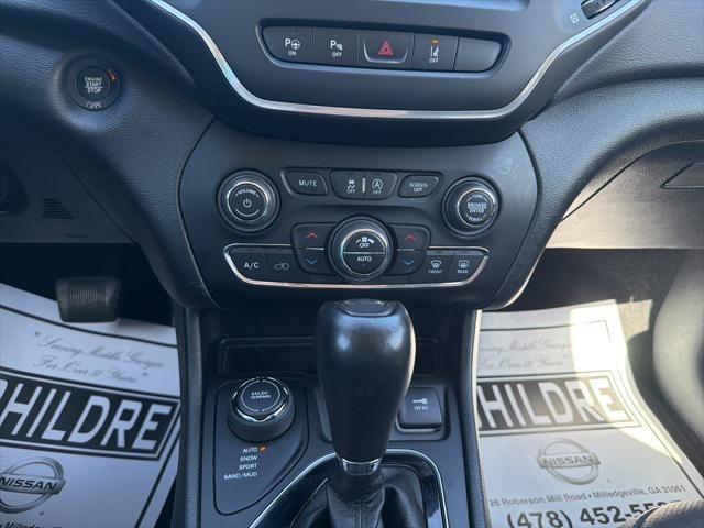 used 2023 Jeep Cherokee car, priced at $22,999