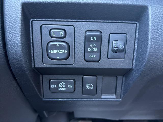 used 2018 Toyota Tundra car, priced at $26,900