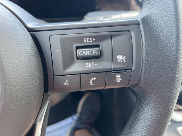 new 2025 Nissan Kicks car, priced at $24,507