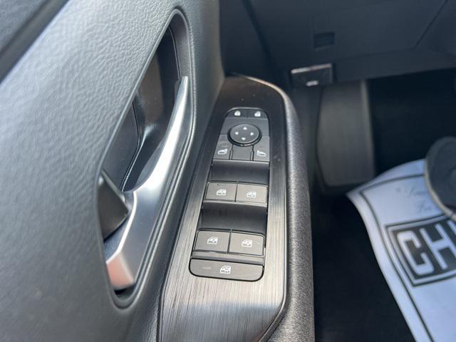 new 2025 Nissan Kicks car, priced at $24,507