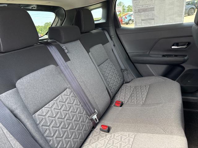 new 2025 Nissan Kicks car, priced at $24,434