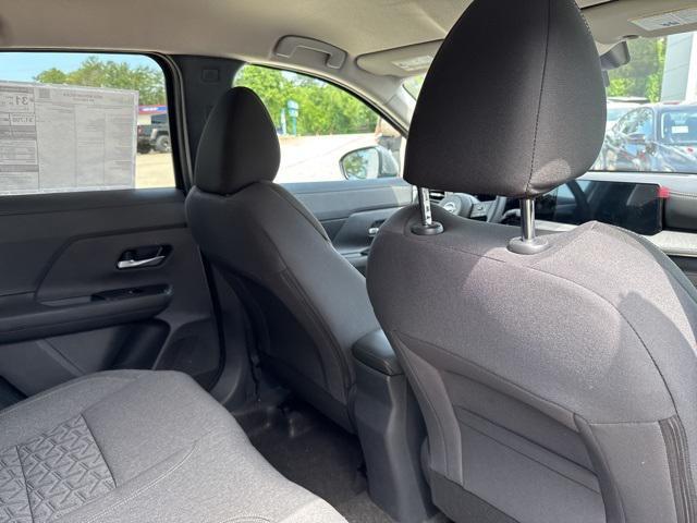 new 2025 Nissan Kicks car, priced at $24,434