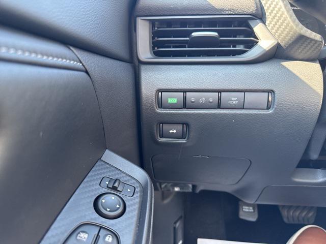 new 2025 Nissan Sentra car, priced at $23,255