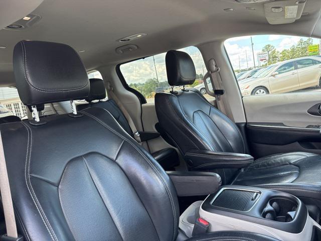 used 2022 Chrysler Pacifica car, priced at $18,532