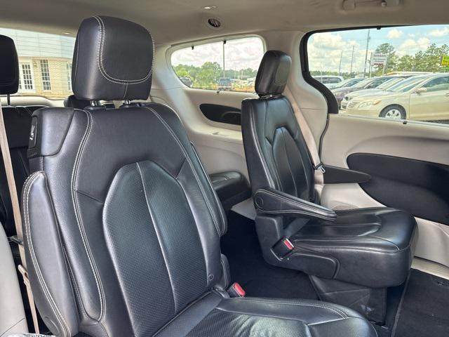 used 2022 Chrysler Pacifica car, priced at $18,532