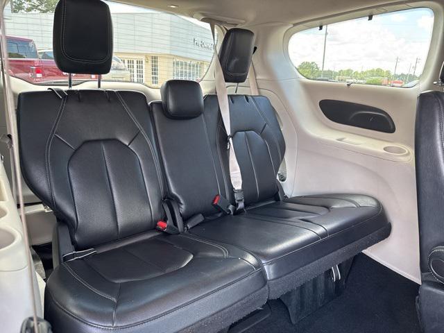 used 2022 Chrysler Pacifica car, priced at $18,532