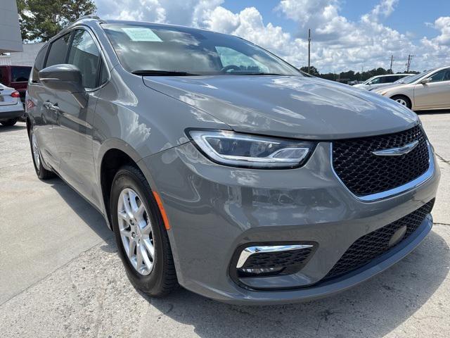 used 2022 Chrysler Pacifica car, priced at $18,532