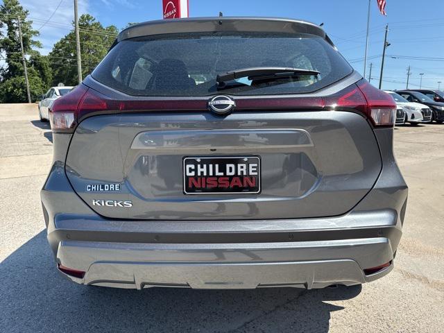new 2025 Nissan Kicks car, priced at $22,599