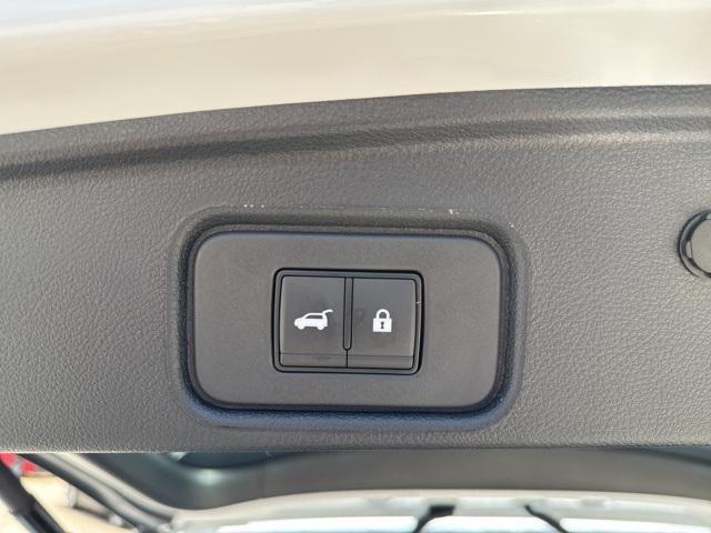 new 2025 Nissan Pathfinder car, priced at $44,315