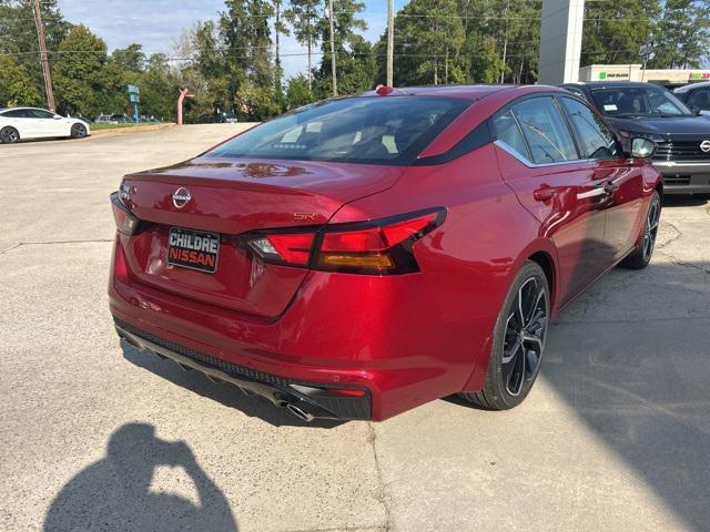 new 2025 Nissan Altima car, priced at $30,499